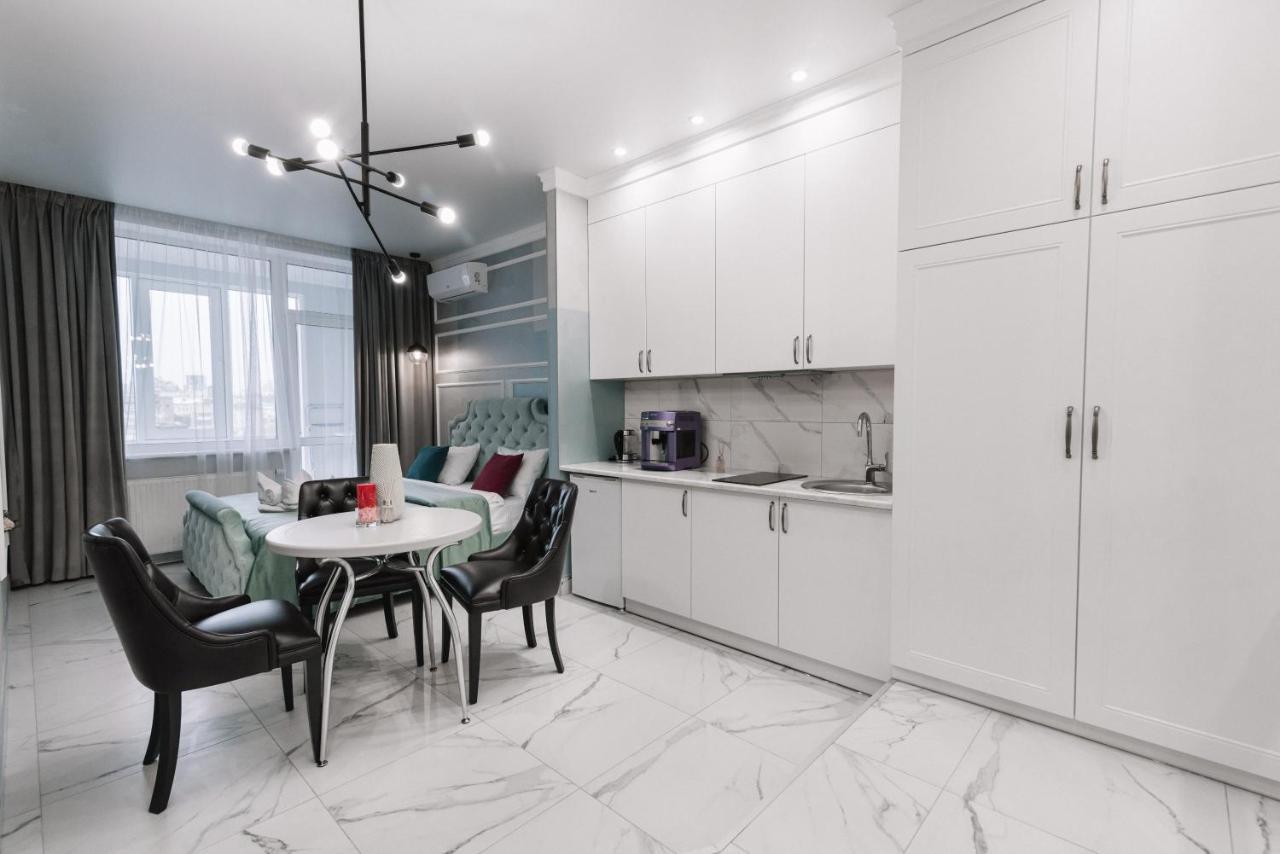 Royal Tower Vip Smart Apartments 1 Киев Екстериор снимка