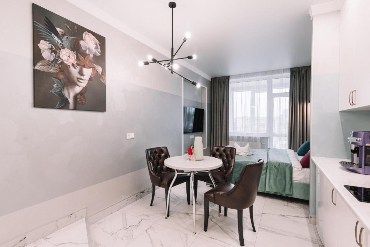 Royal Tower Vip Smart Apartments 1 Киев Екстериор снимка