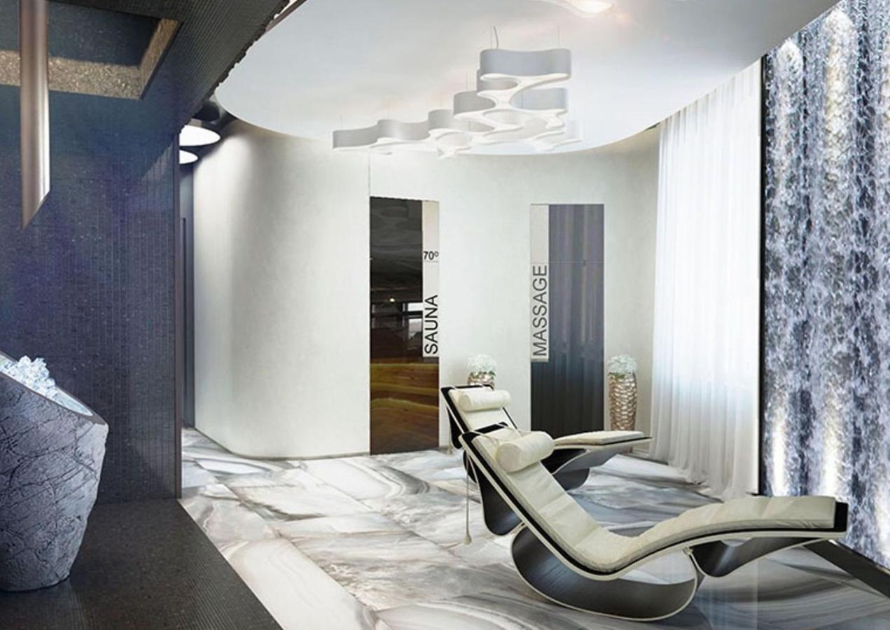 Royal Tower Vip Smart Apartments 1 Киев Екстериор снимка